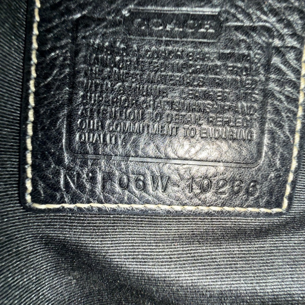 Coach Stylish Black and White Crossbody Bag - Picture 7 of 7